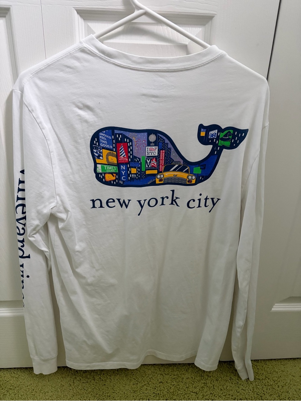 Vineyard Vines White Long-Sleeve Tee with Multicolor NYC Whale Graphic